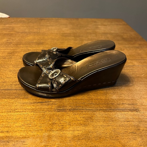 Brighton Music Sandal Wedge Heels Brown Open Toe Slide on Sandals Size 8.5 - Picture 2 of 4